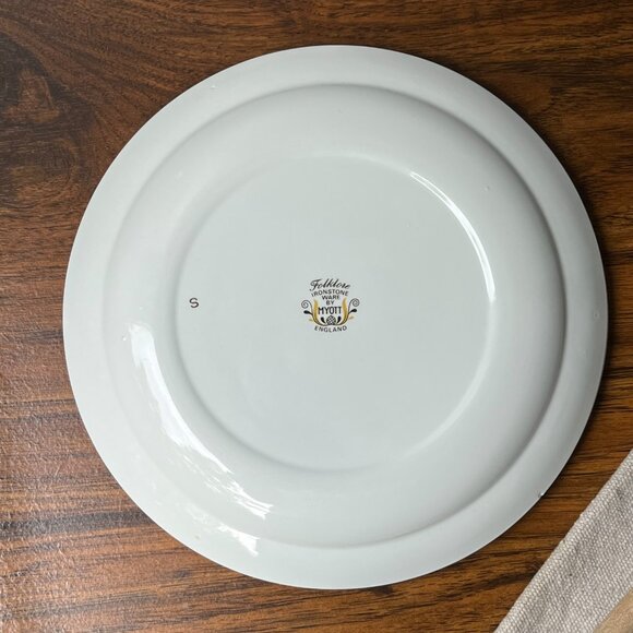Folklore Ironstone Ware by Myott England 2 Dinner Plates 10" Brown Flowers - Picture 9 of 13